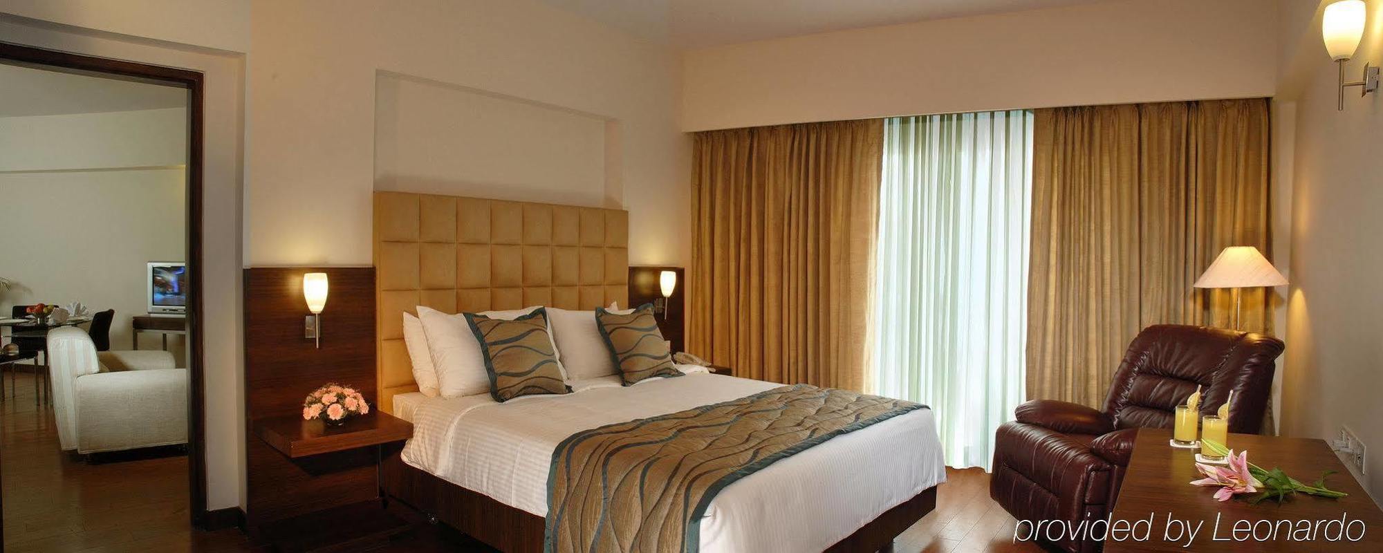 โรงแรมฟอร์จูน ซีเล็คซ์ ทรินิตี้ เบงกาลูรู บังกาลอร์ ภายนอก รูปภาพ